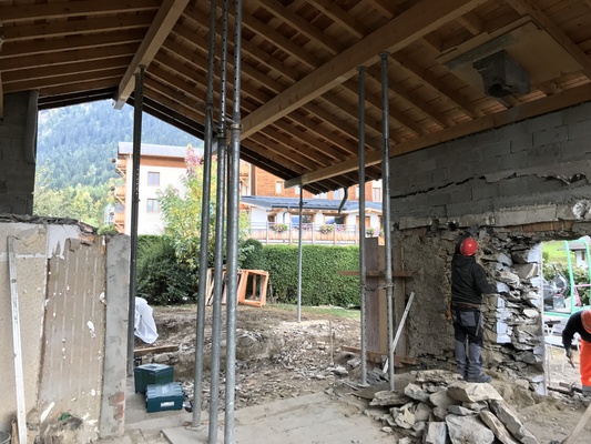 Transformation et agrandissement d'un chalet à Ovronnaz